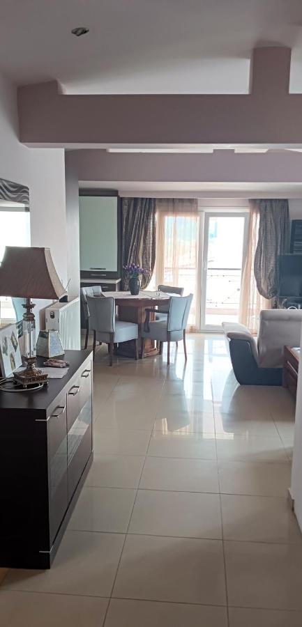 נאוס מרמרס Revi'S Apartments מראה חיצוני תמונה